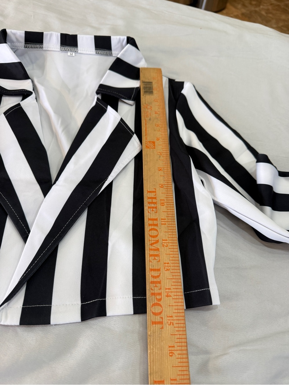 Beetlejuice Inspired Halloween Costume Women's M Striped Suit Wig 6 Piece Set - Picture 11 of 13